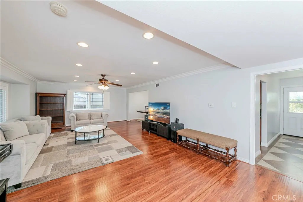 2132 Calavera, Fullerton, California 92833 home-pic-35